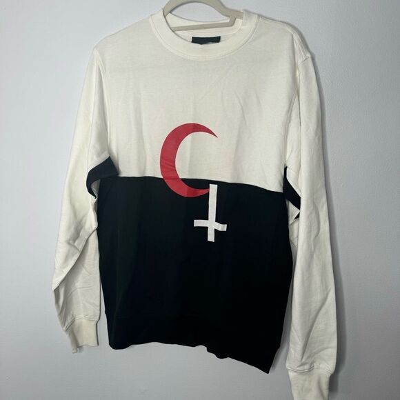 black scale religious holiday crew in white size small - Picture 1 of 7
